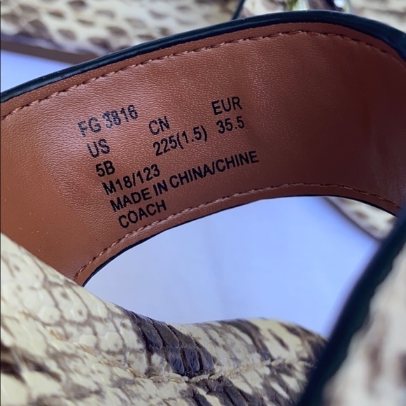 Coach Sz 5B Snake Embossed Leather Flat Sandals - Picture 4 of 5